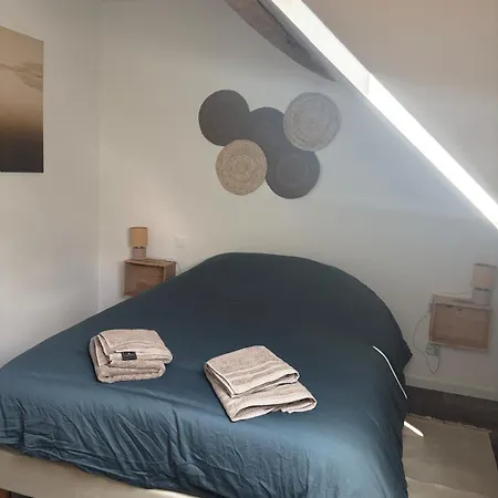 Le Terracotta Pour 8 Personnes, à La Campagne * Nalliers (Vienne)