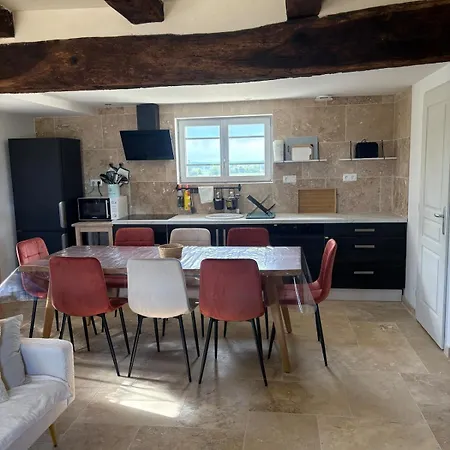 Le Terracotta Pour 8 Personnes, à La Campagne Casa vacanze Nalliers (Vienne)